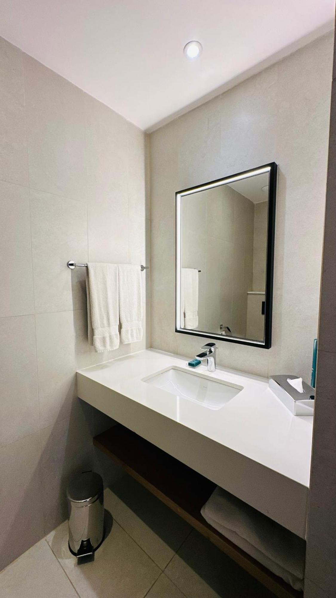 Hilton Garden Inn Casablanca Sud ภายนอก รูปภาพ
